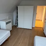 Lägenhet 4 Vaerelses 85m2 Med 3 Sovevaerelser Og 6 Enkelt Senge
