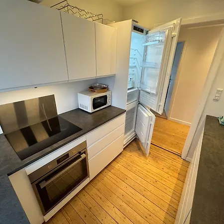 4 Vaerelses 85m2 Med 3 Sovevaerelser Og 6 Enkelt Senge Apartamento Odense