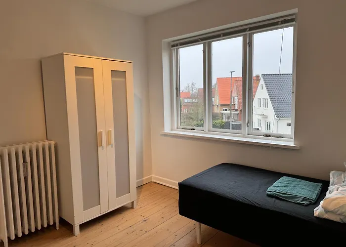 4 Vaerelses Lejlighed 85M2 Med 3 Sovevaerelser Og 6 Enkelt Senge Apartamento *